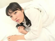 Anna Konno Little Devil - Massage im Gesundheitsraum